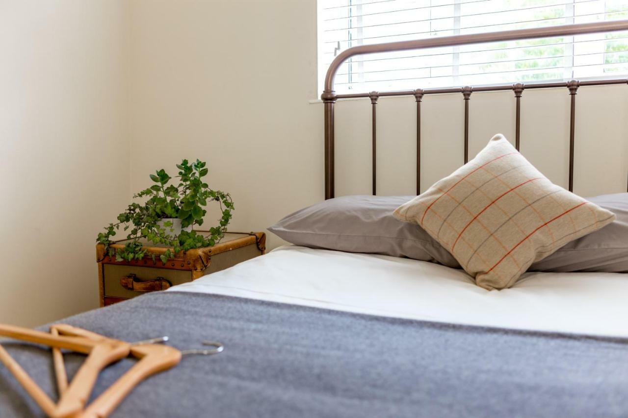 Appartamento Logan Mews By Lime Street Londra